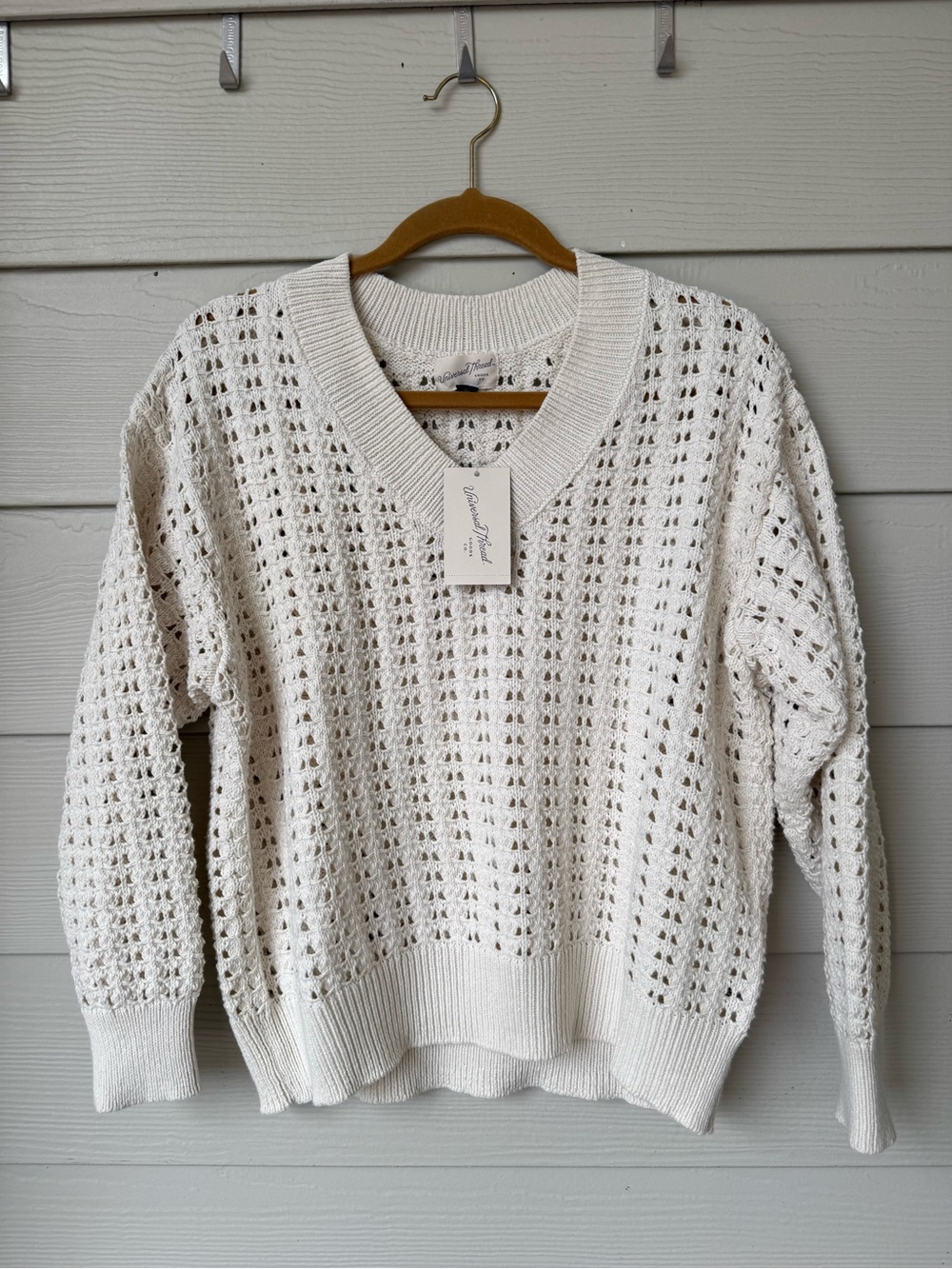 Universal Thread Open-Weave Scoop Neck Sweater in Cream